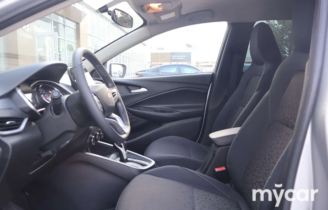 Chevrolet Onix 2023