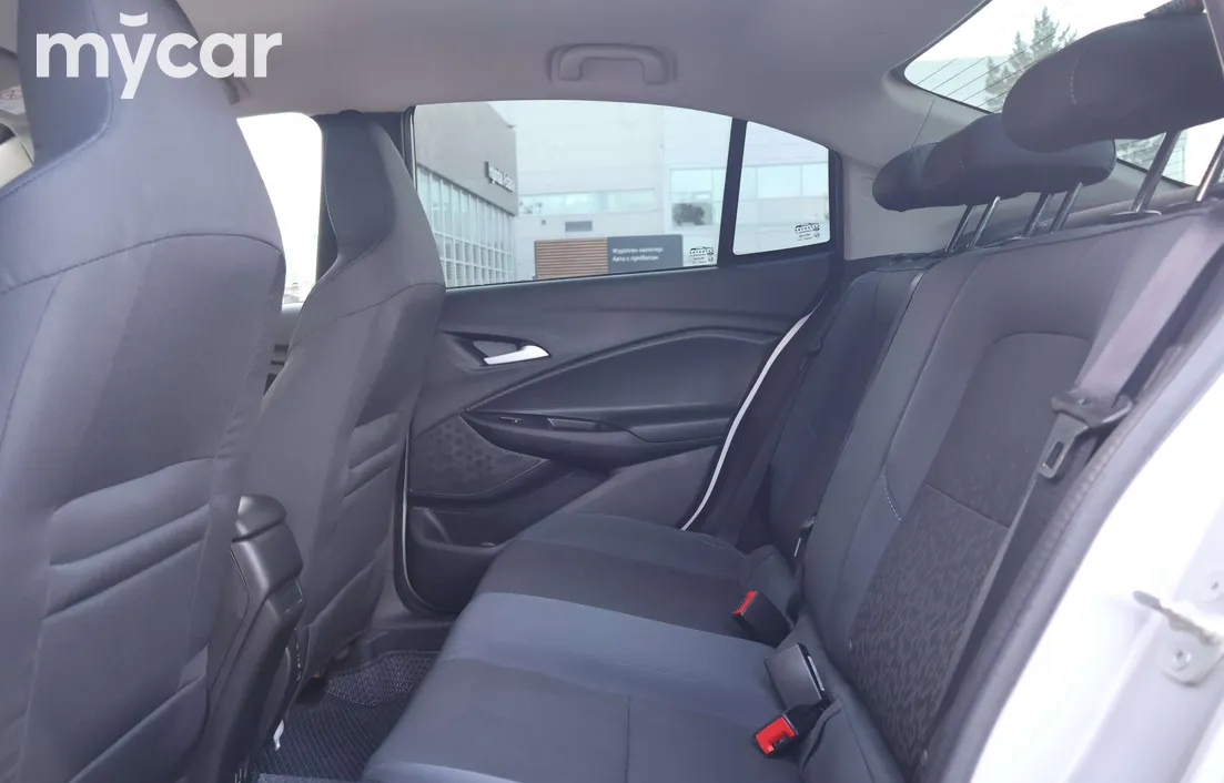 Chevrolet Onix 2023