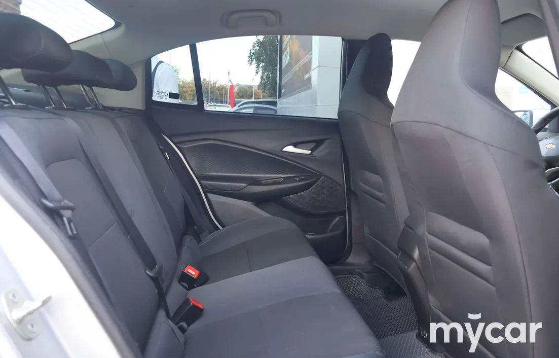 Chevrolet Onix 2023