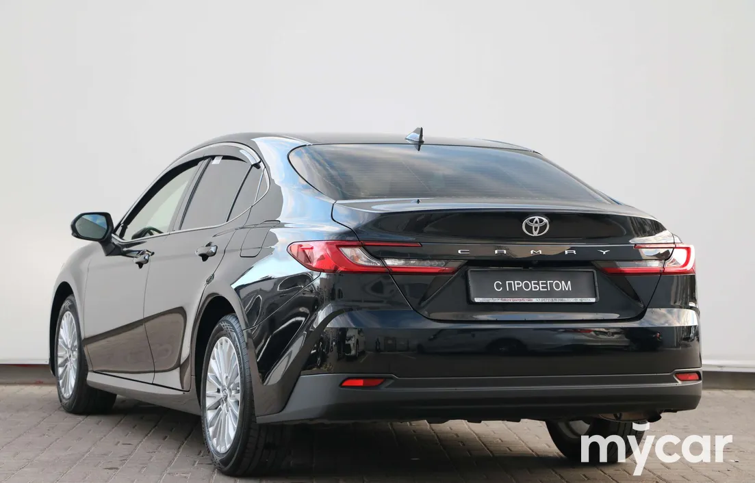 Toyota Camry 2024