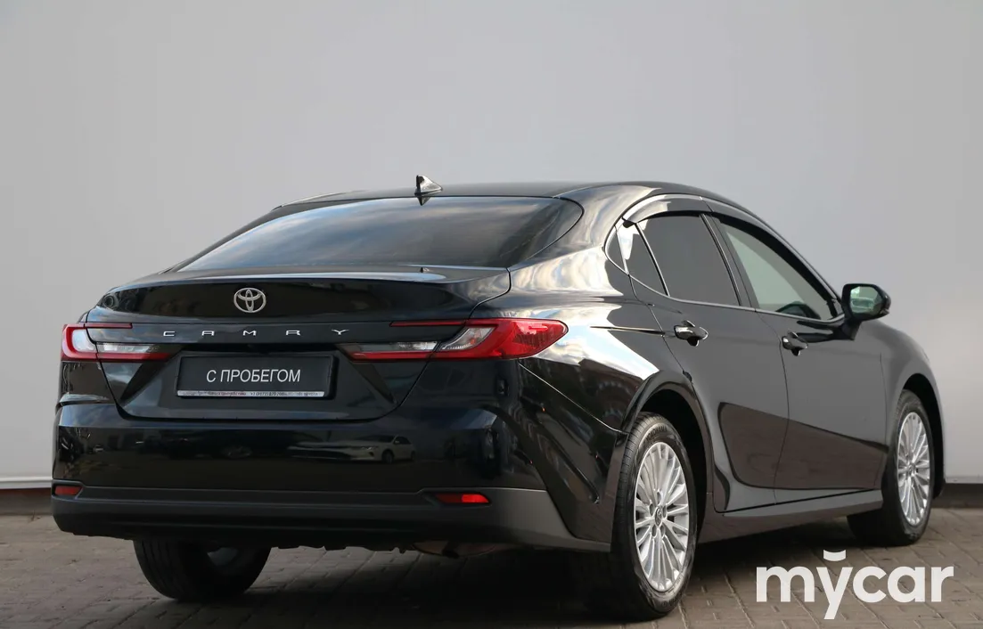 Toyota Camry 2024