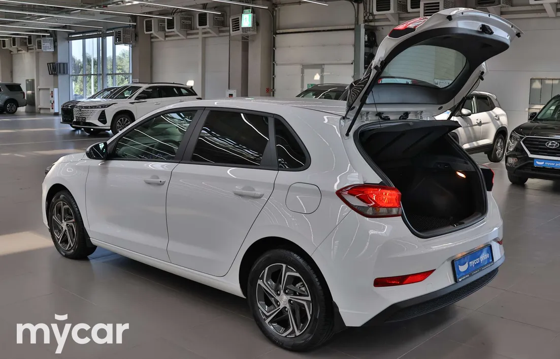 Hyundai i30 2023