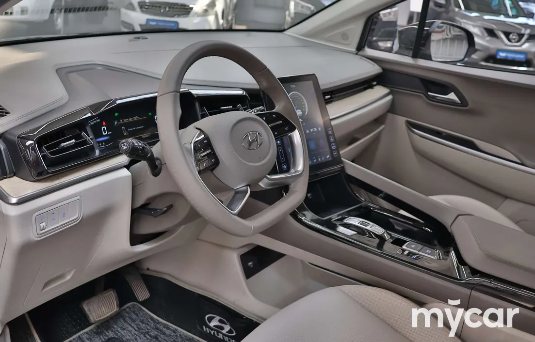Hyundai Custin 2024