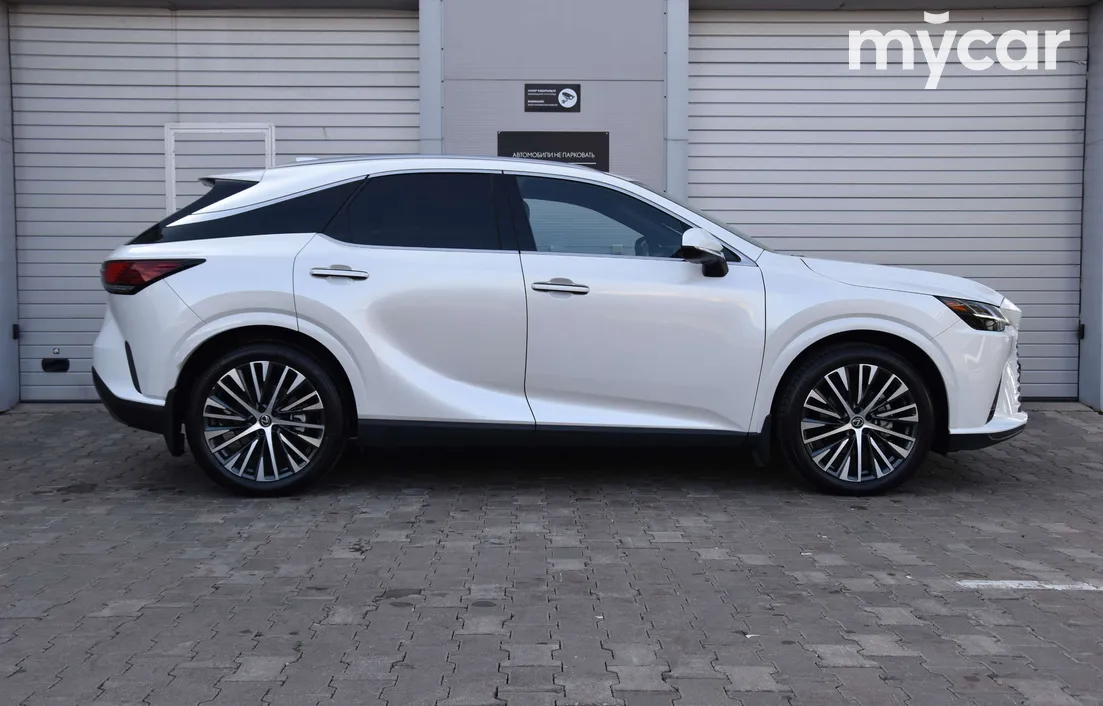 Lexus RX 2024
