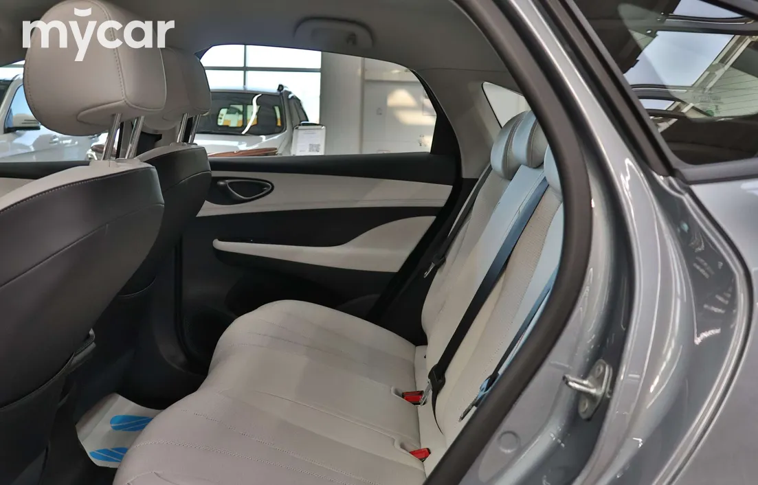 BYD Seal 05 2025