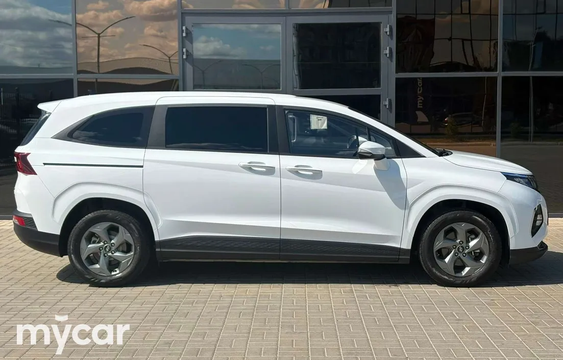 Hyundai Custin 2024