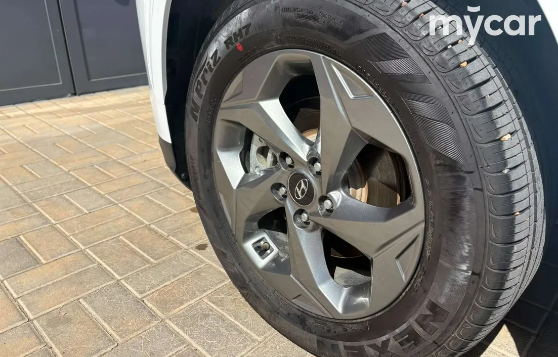 Hyundai Custin 2024