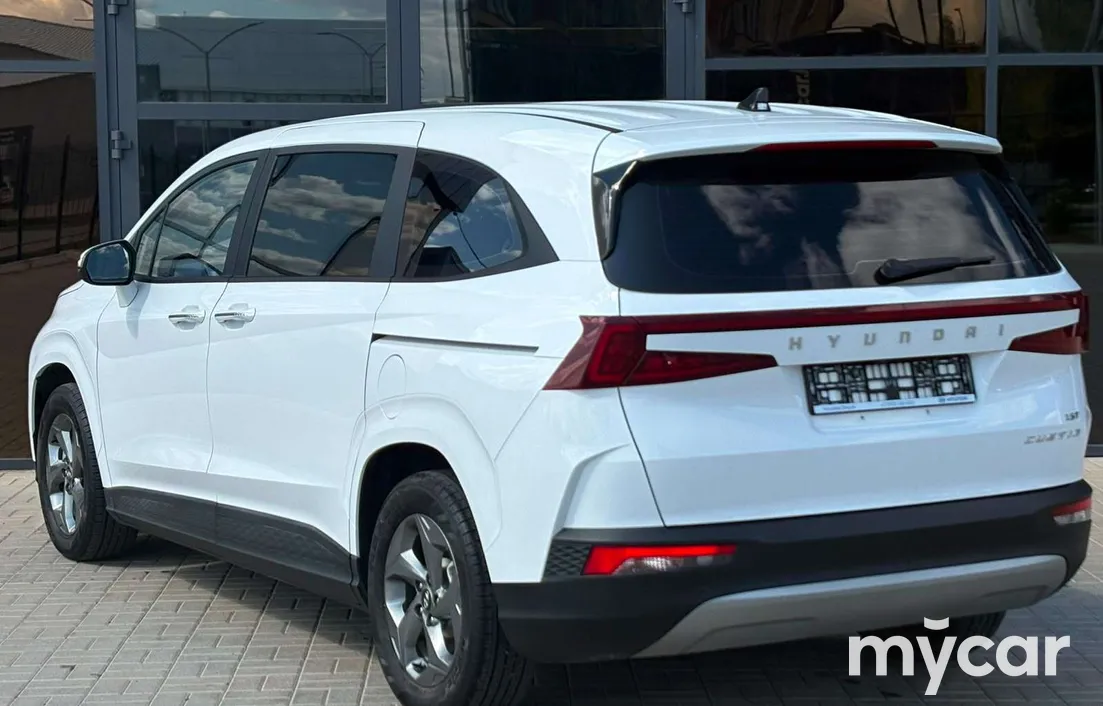 Hyundai Custin 2024