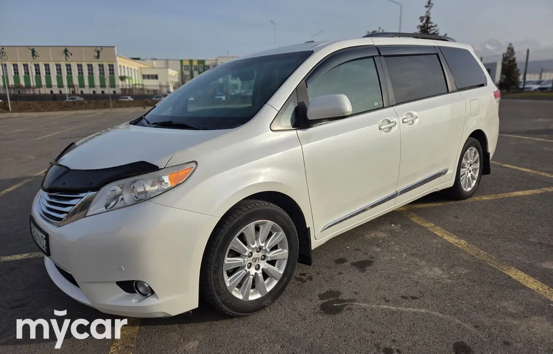 Toyota Sienna 2012
