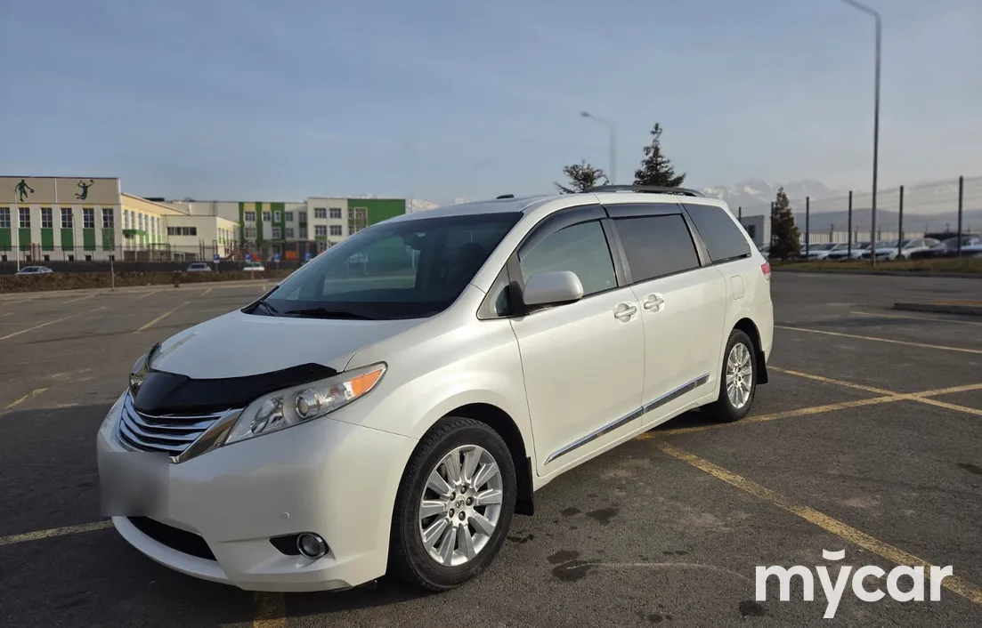 Toyota Sienna 2012