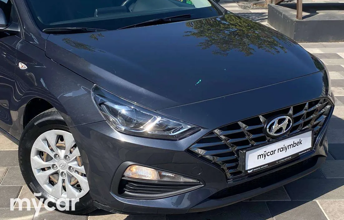 Hyundai i30 2022