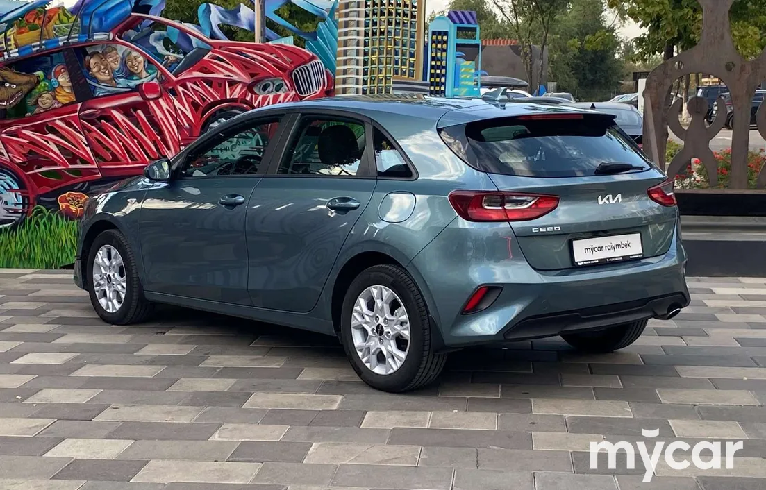 Kia Ceed 2025