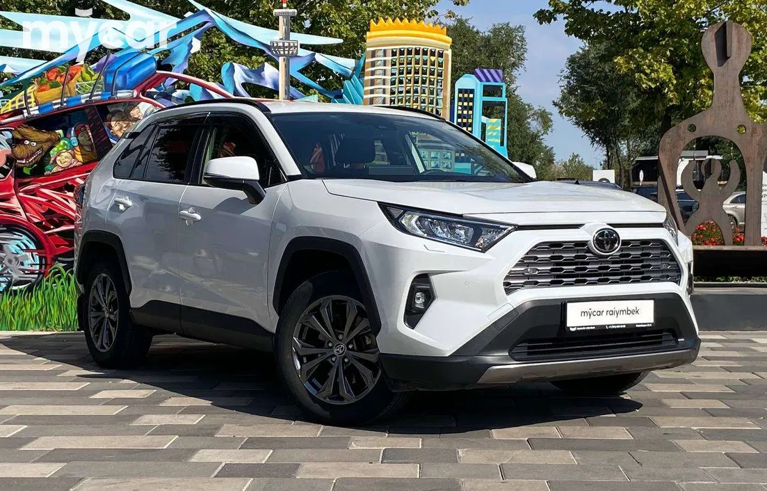 Toyota RAV4 2025