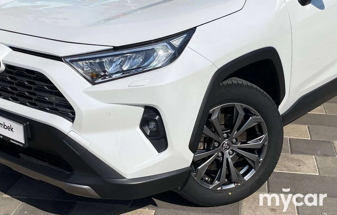 Toyota RAV4 2025