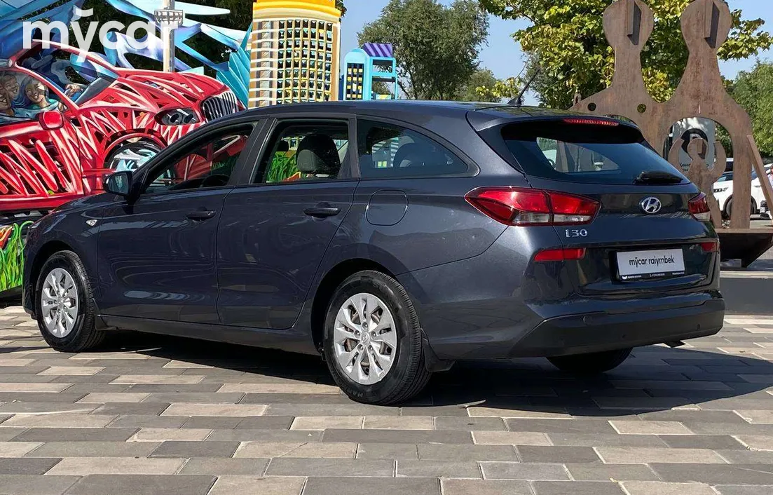 Hyundai i30 2022