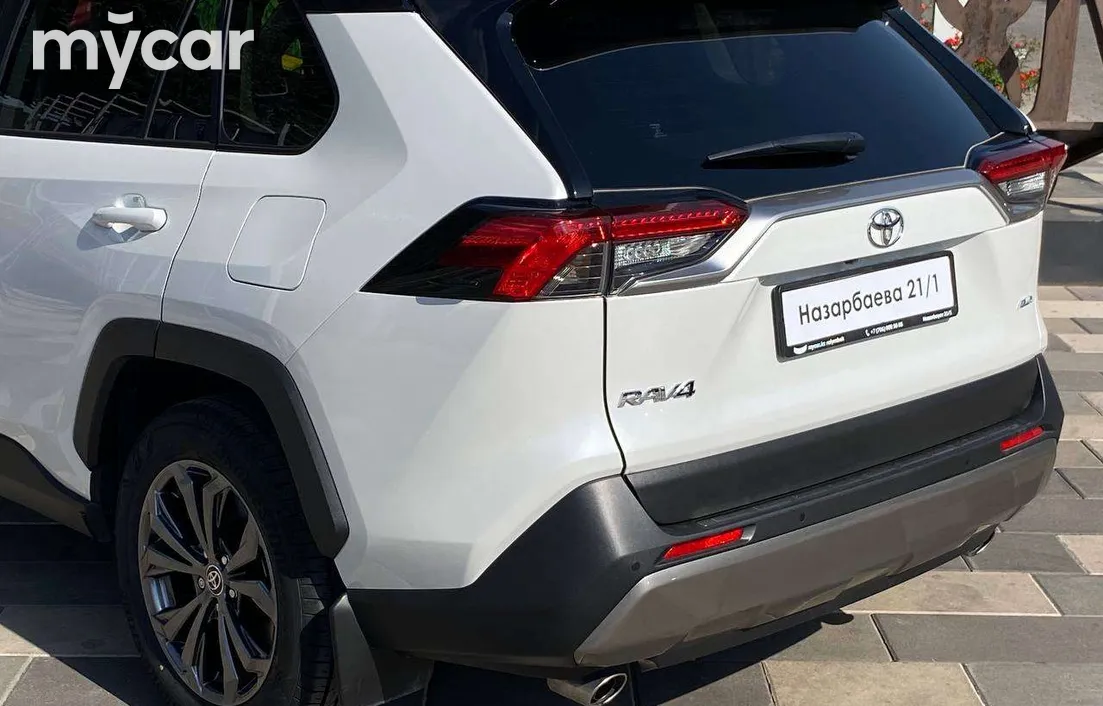 Toyota RAV4 2025