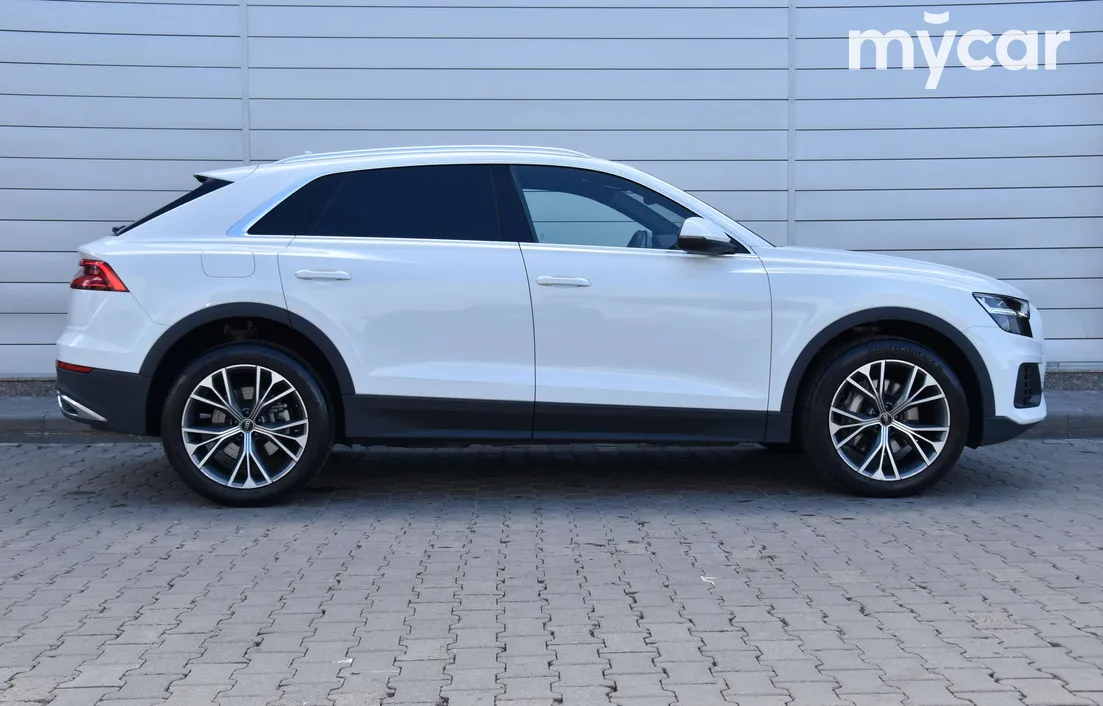 Audi Q8 2023