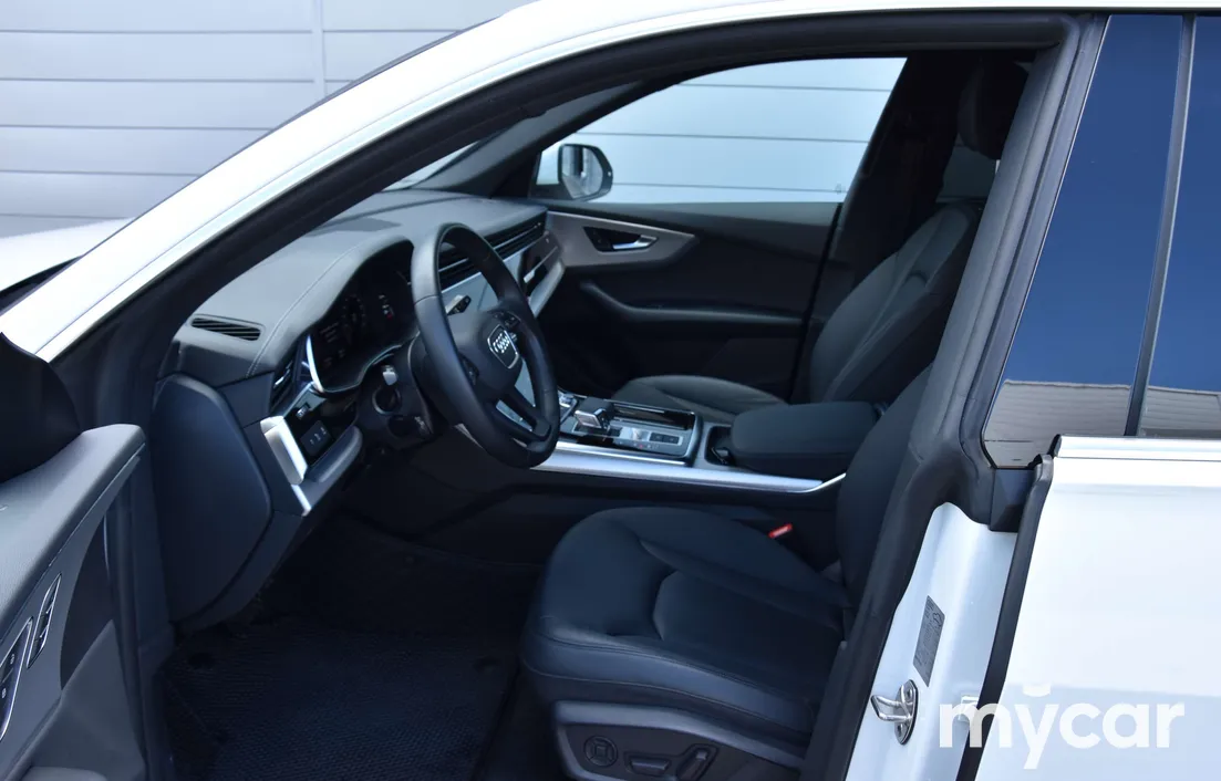 Audi Q8 2023