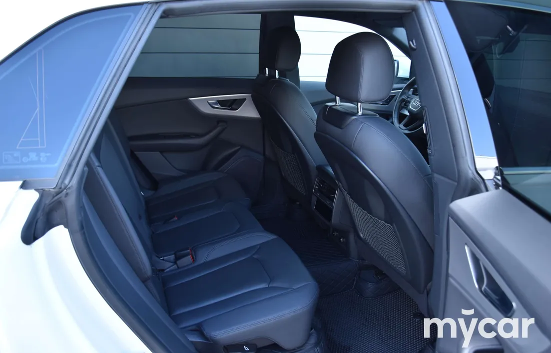 Audi Q8 2023