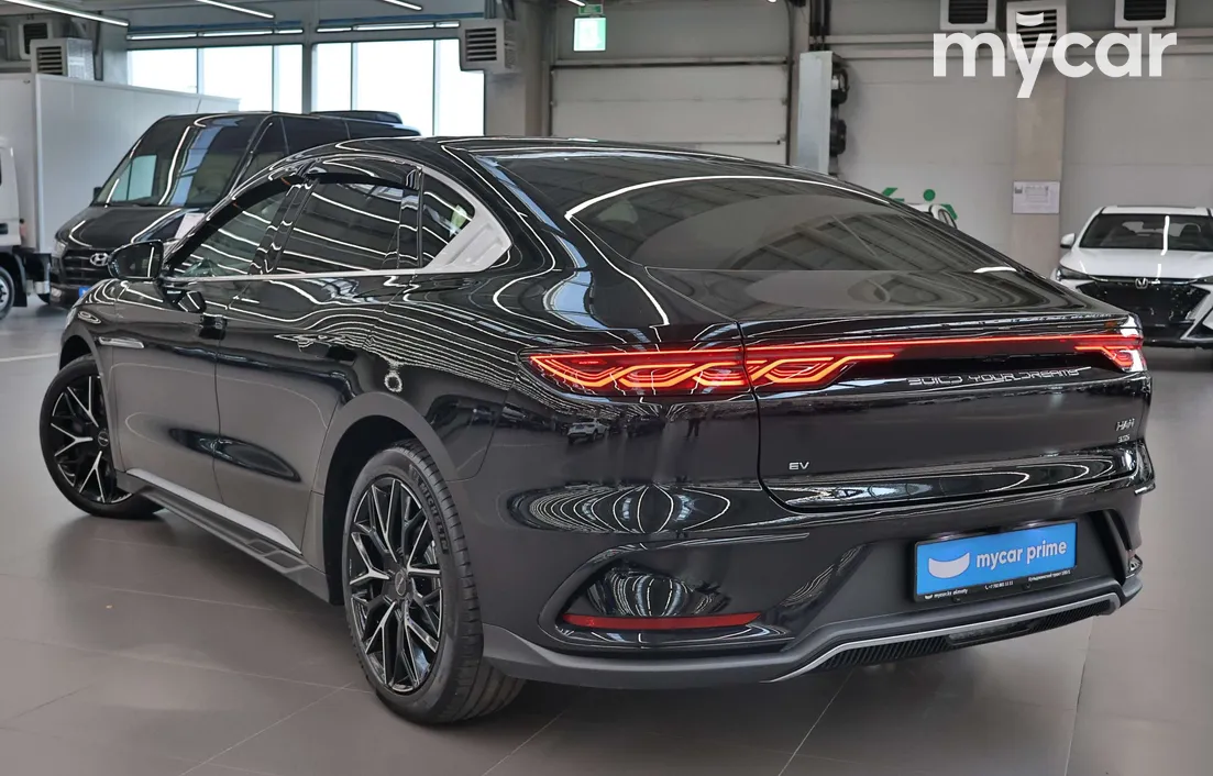 BYD Han EV 2025
