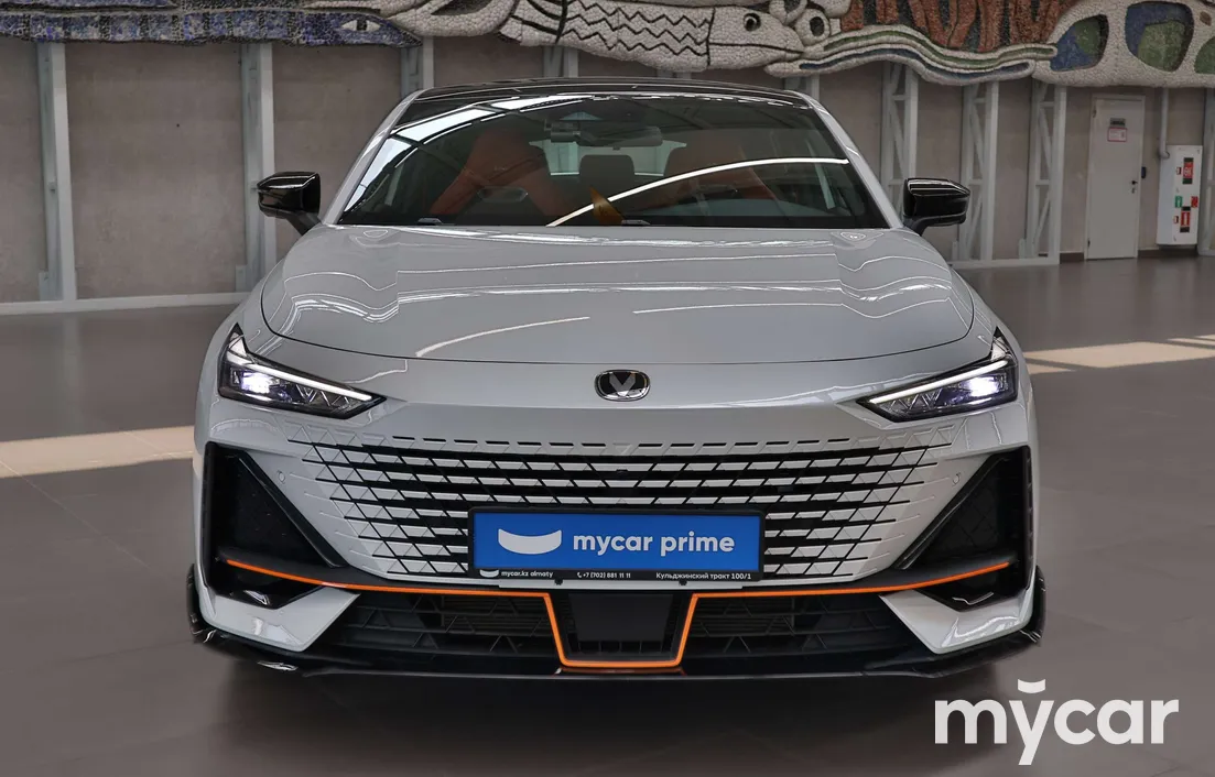 Changan UNI-V 2024