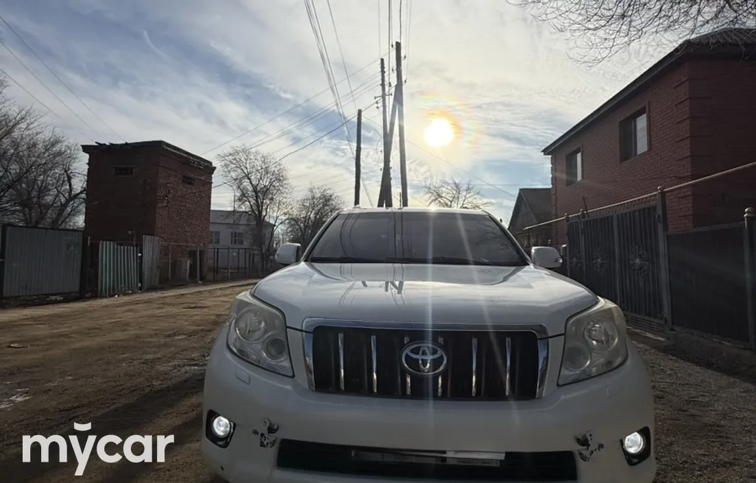 Toyota Land Cruiser Prado 2012