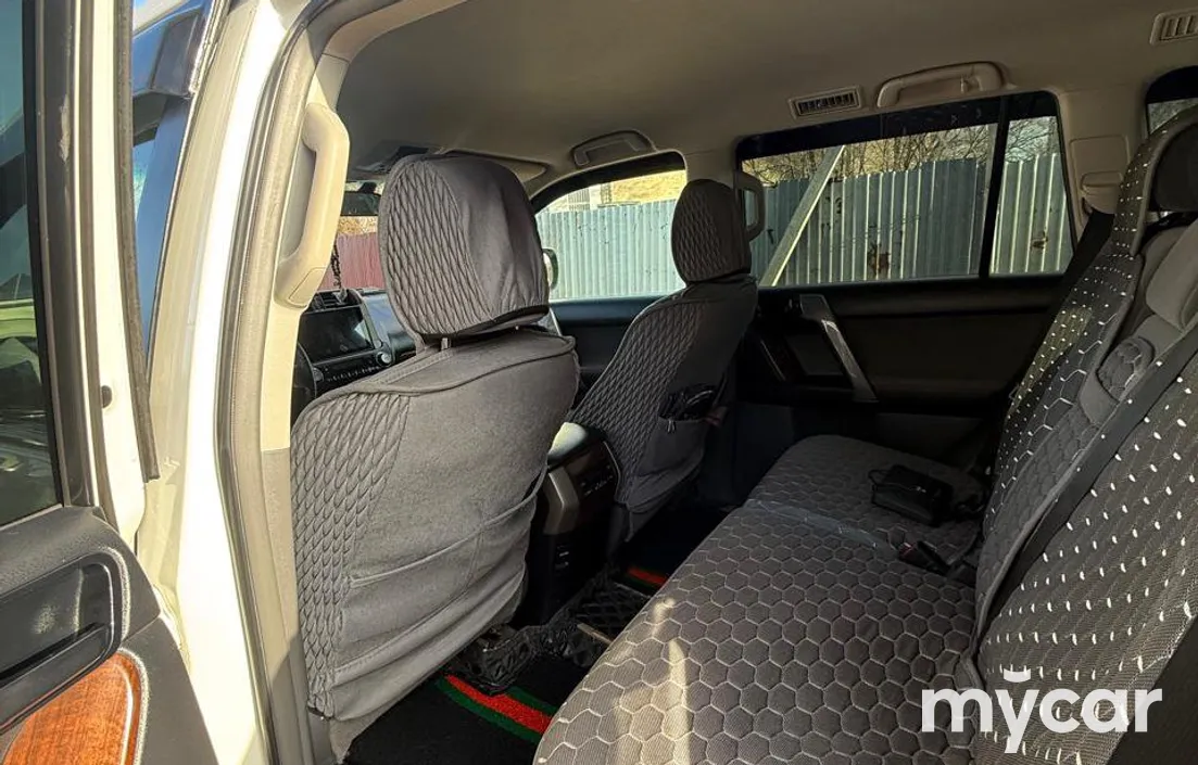Toyota Land Cruiser Prado 2012