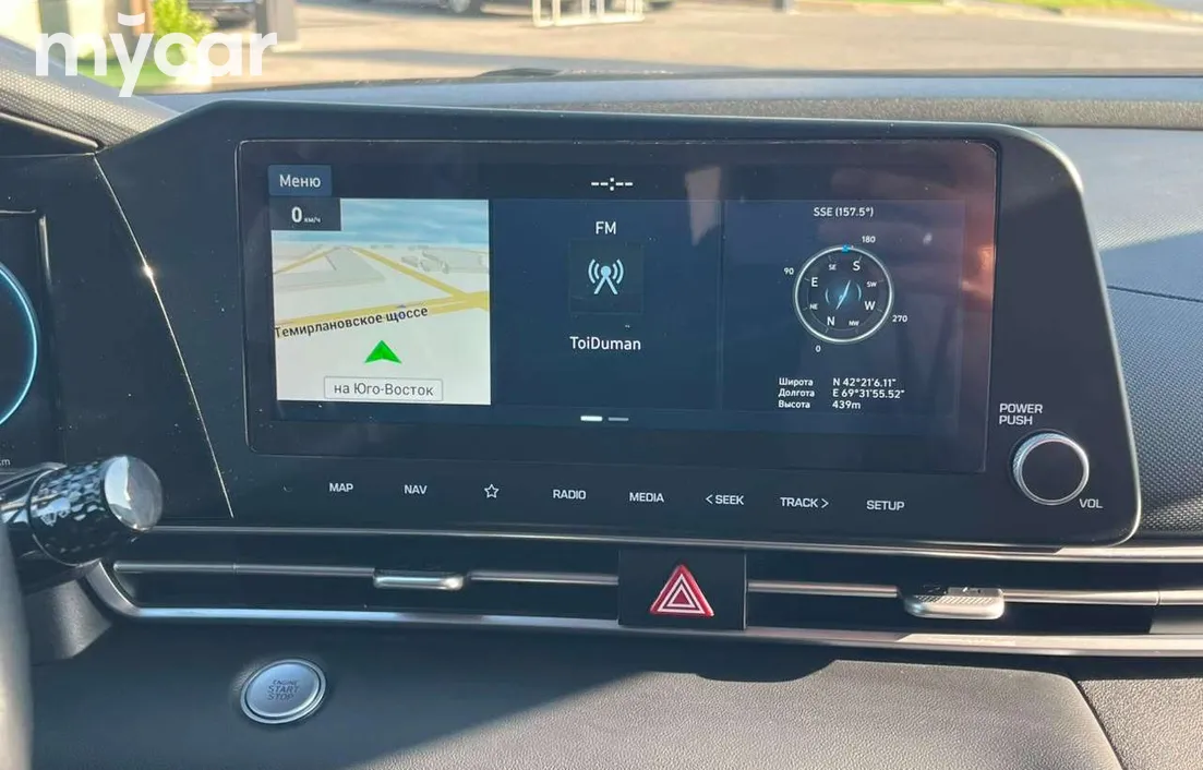 Hyundai Elantra 2022
