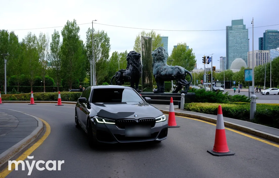 BMW 5 серия 2022