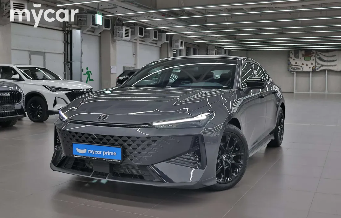Changan UNI-V 2024
