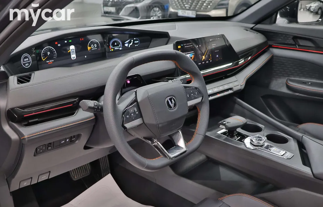 Changan UNI-V 2024
