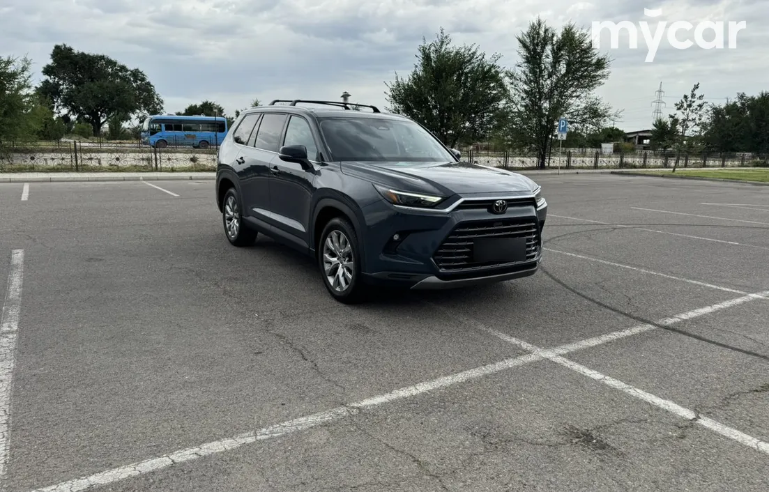 Toyota Grand Highlander 2023