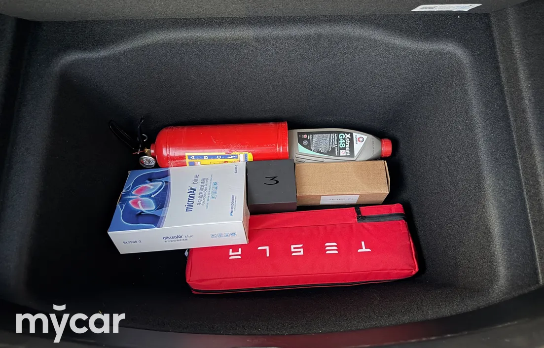 Tesla Model 3 2023