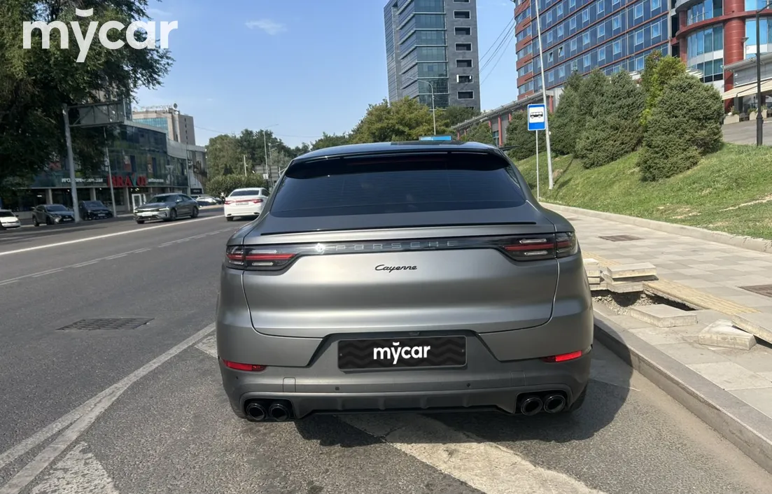 Porsche Cayenne Coupe 2022