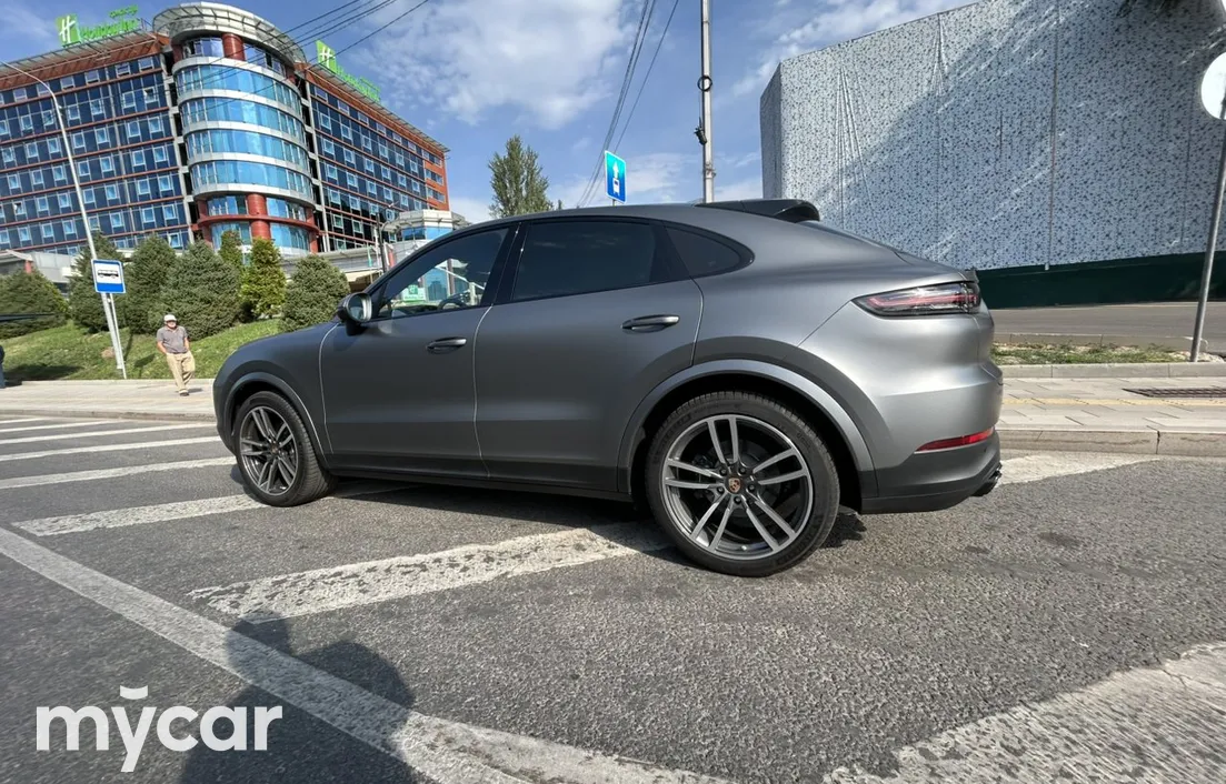 Porsche Cayenne Coupe 2022