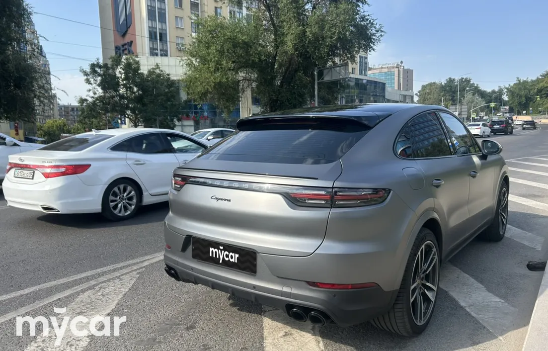 Porsche Cayenne Coupe 2022