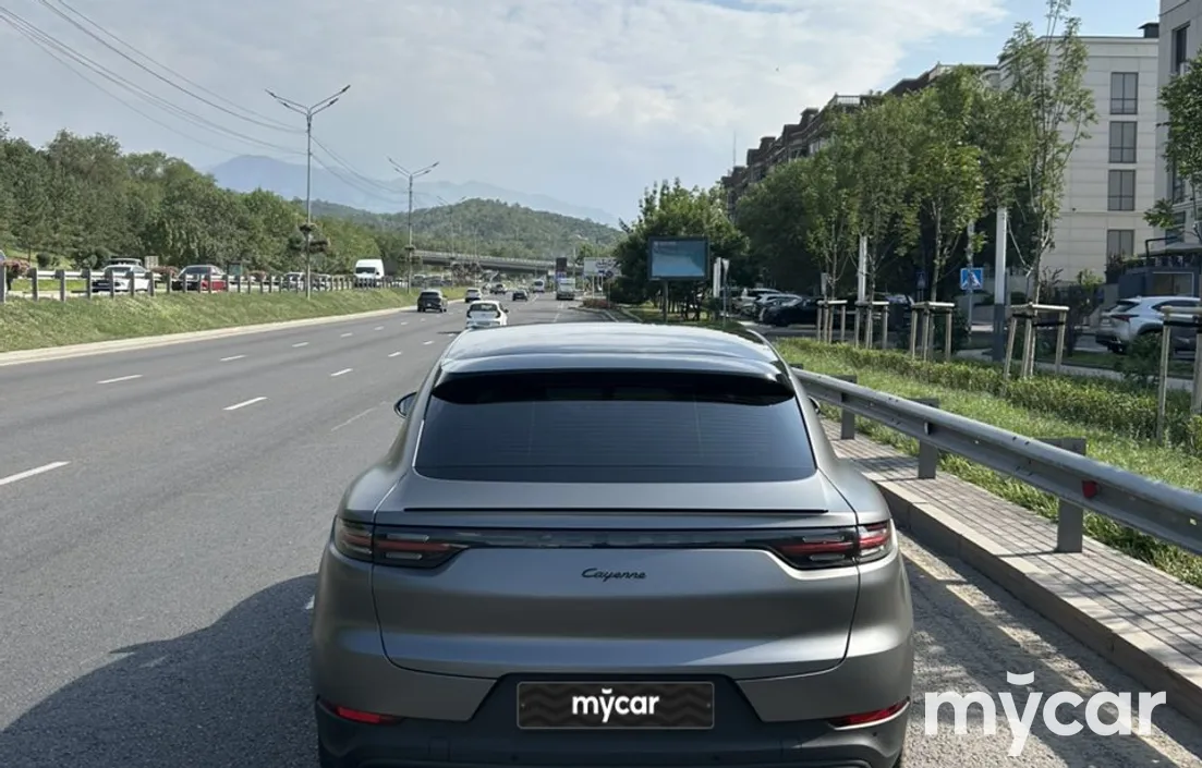 Porsche Cayenne Coupe 2022