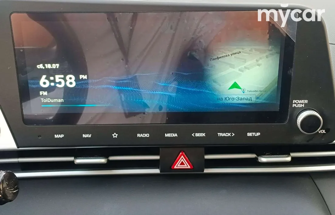 Hyundai Elantra 2025