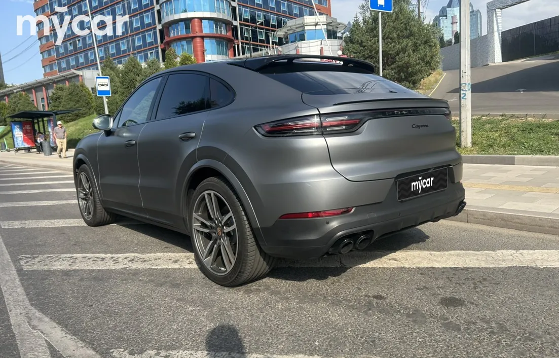 Porsche Cayenne Coupe 2022