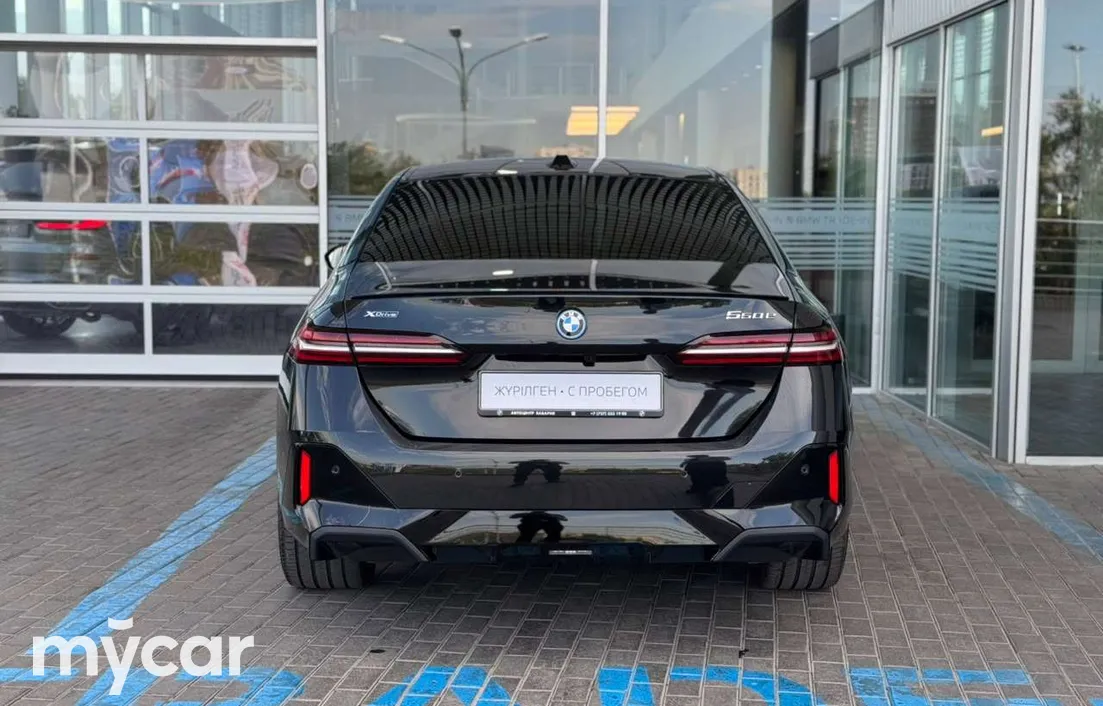 BMW 550E XDRIVE 2025