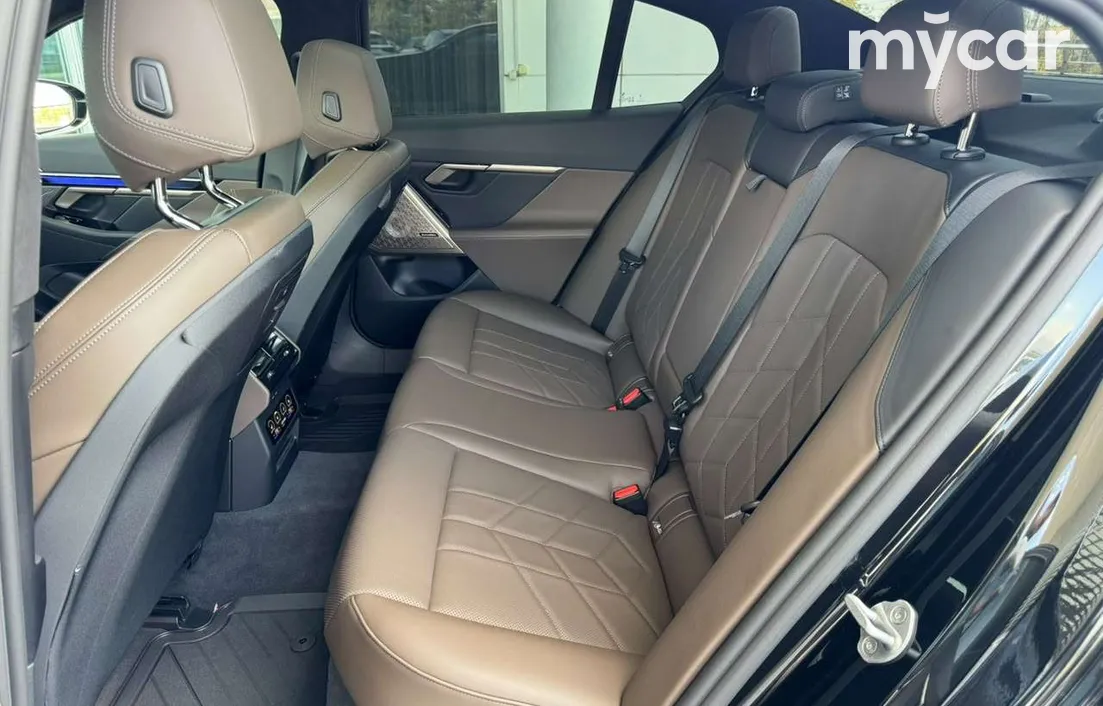 BMW 550E XDRIVE 2025