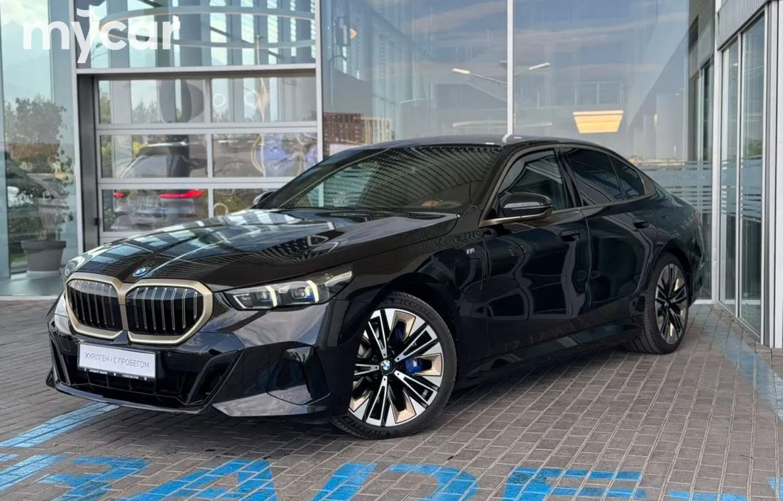 BMW 550E XDRIVE 2025