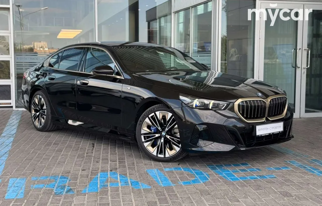 BMW 550E XDRIVE 2025