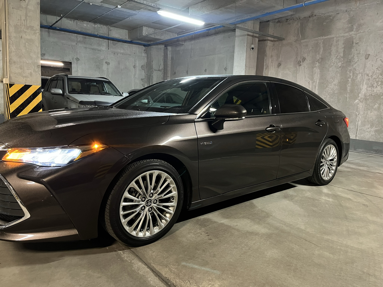 Toyota Avalon 2019