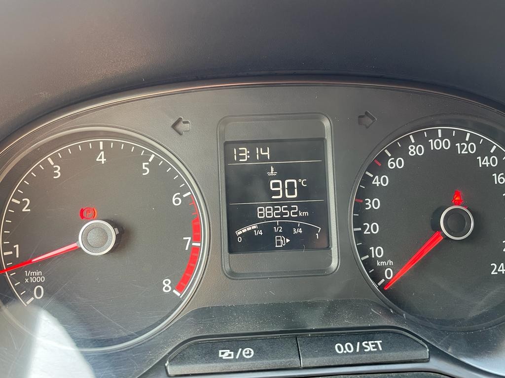 Volkswagen Polo 2015