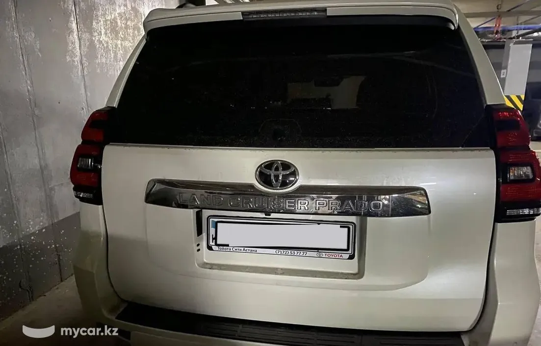 Toyota Land Cruiser Prado 2019
