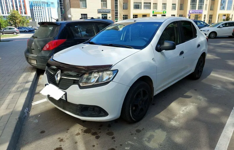 Renault Logan 2014
